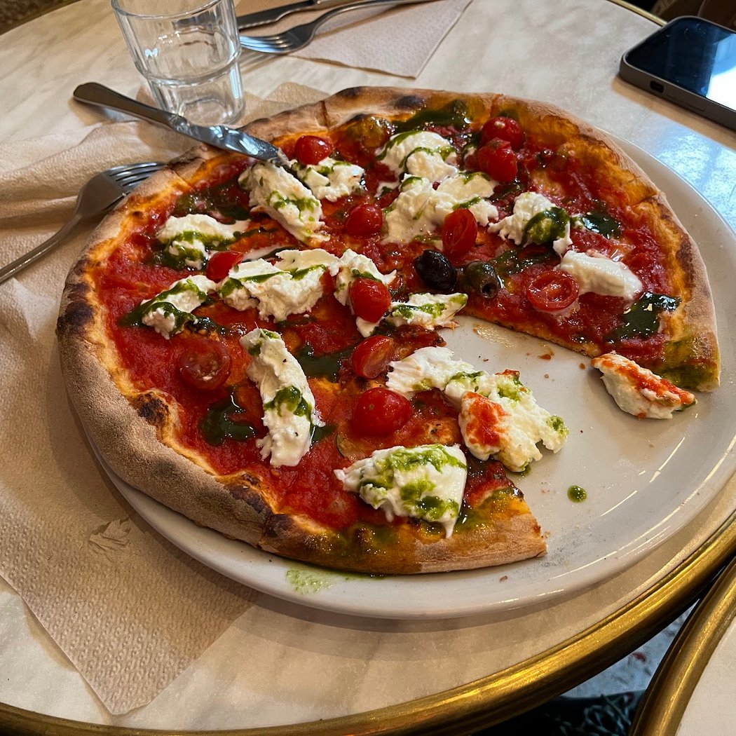 La Cerise sur la Pizza - Rue Saint-Paul 3